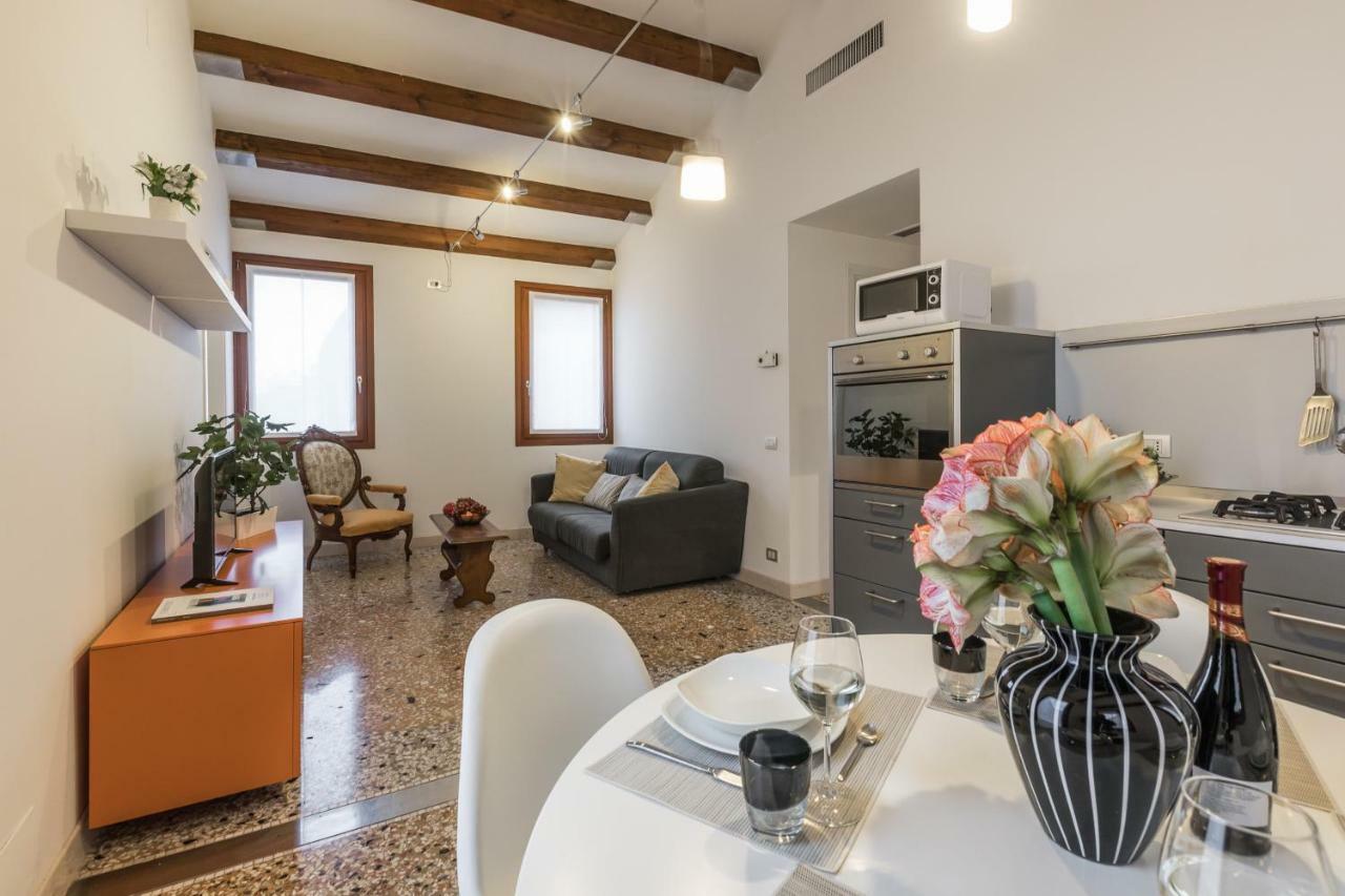 Ca' Della Frutta Venetian Apartment מראה חיצוני תמונה